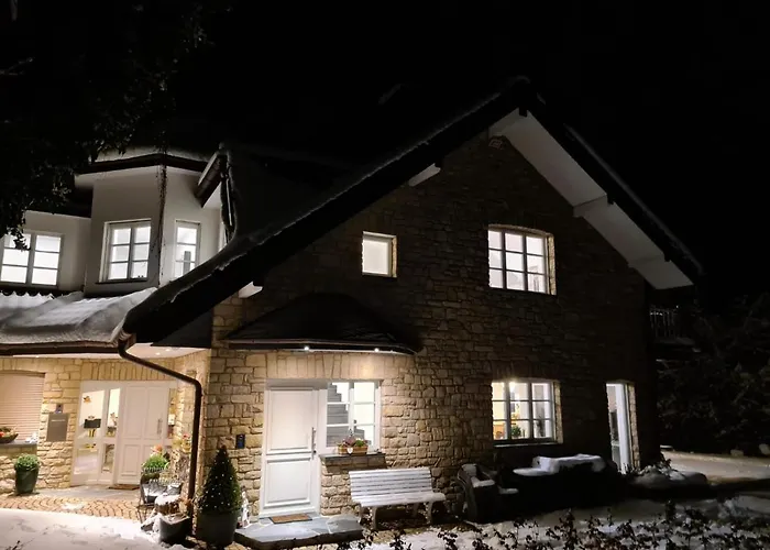 Am Groelisbach 度假居 罗埃特根